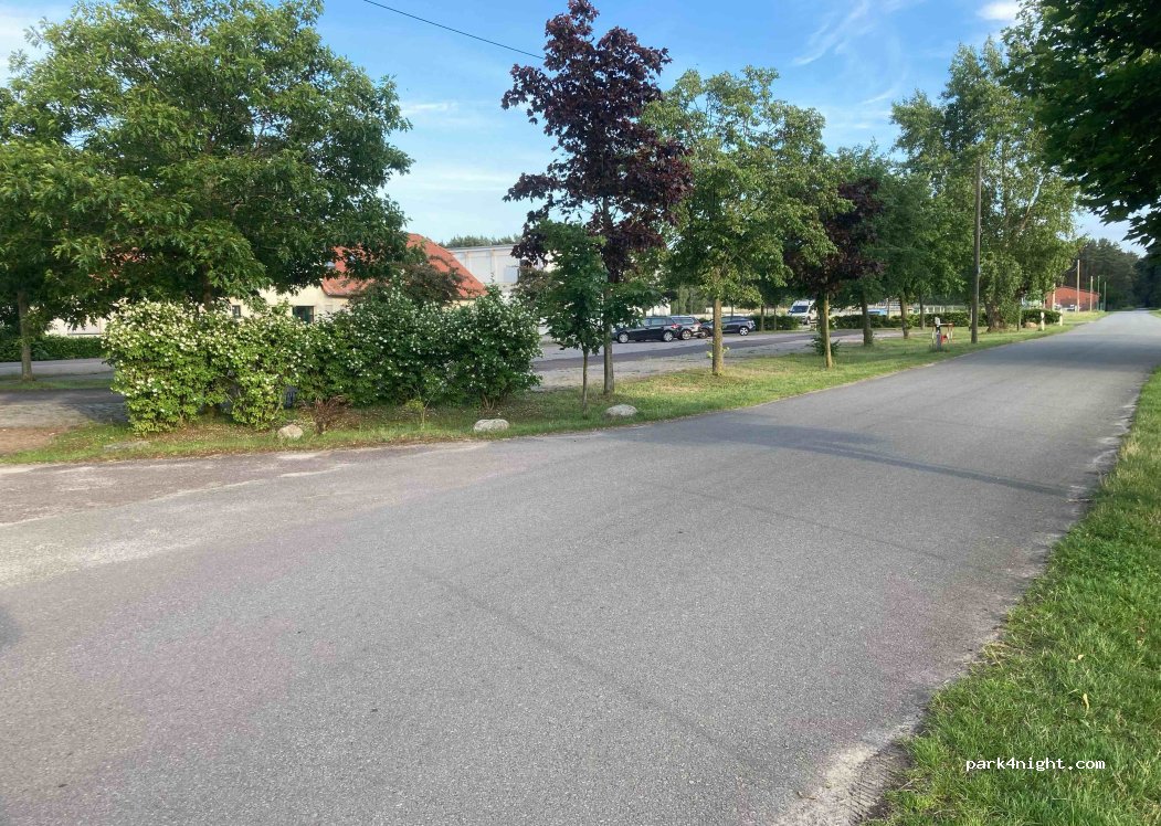 (39524) Schönhausen - Am Sportzentrum — foto 3
