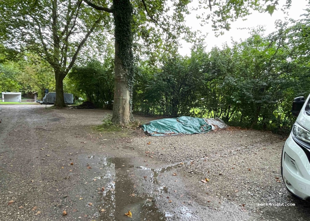 Wohnmobilstellplatz Campingplatz Schaffhausen — foto 2