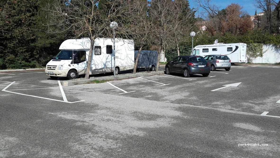 (83136) Garéoult - 5 Impasse Emile Zola — foto 2