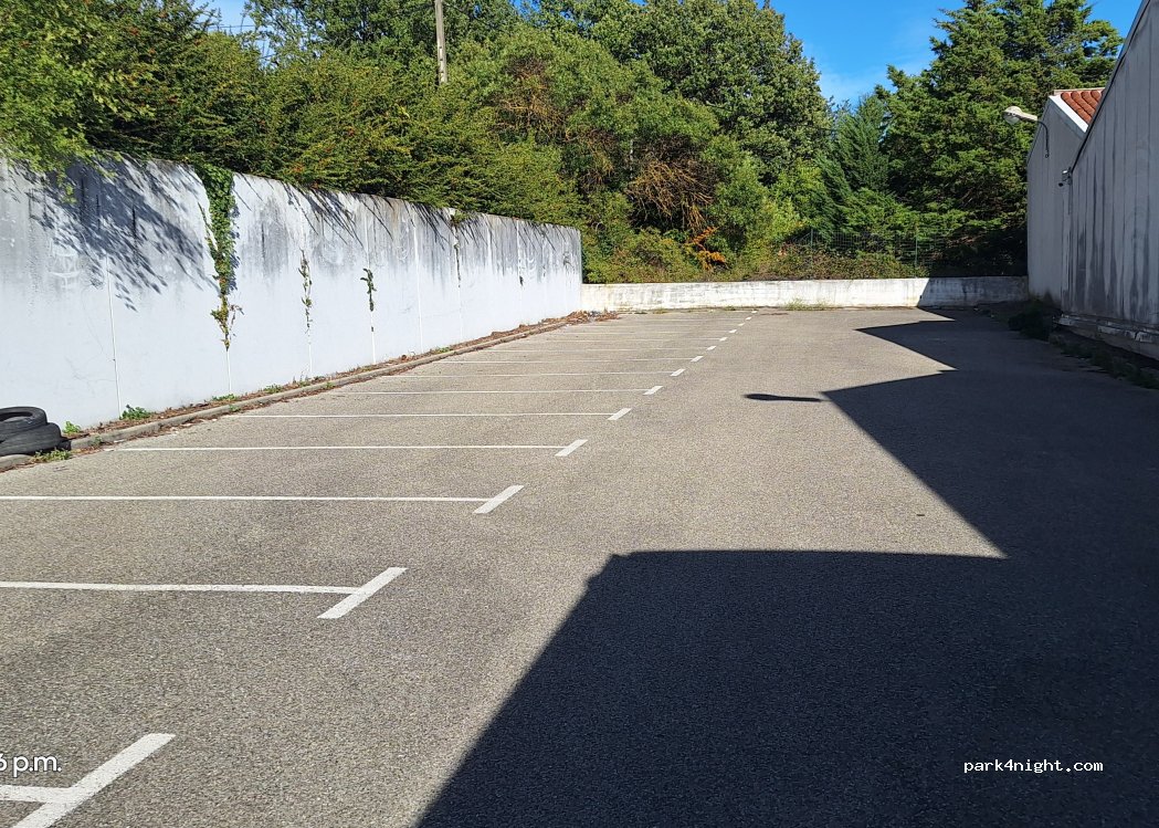 (83136) Garéoult - 5 Impasse Emile Zola — foto 4