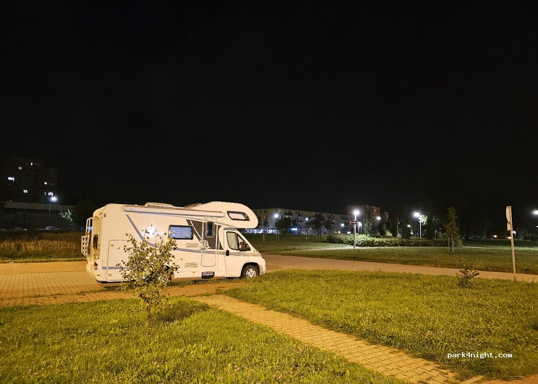 (43-100) Tychy - 20 Marszałka Józefa Piłsudskiego — foto