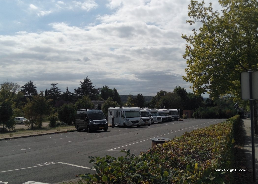 (37500) Chinon - 55 Avenue François Mitterrand — foto 2