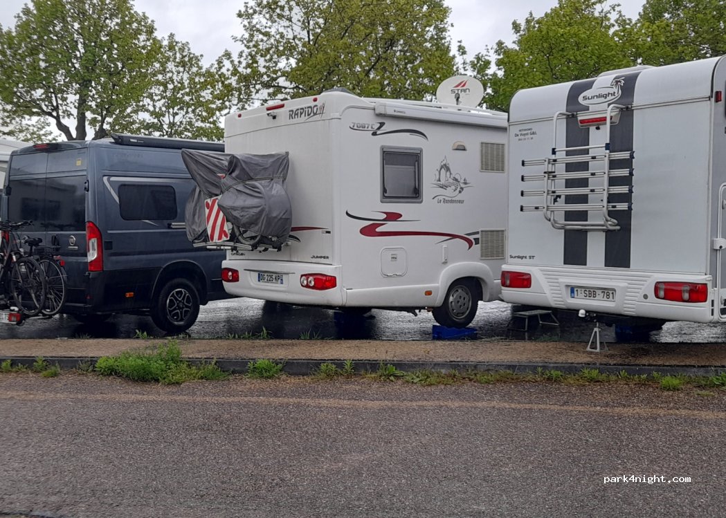 (37500) Chinon - 55 Avenue François Mitterrand — foto 4