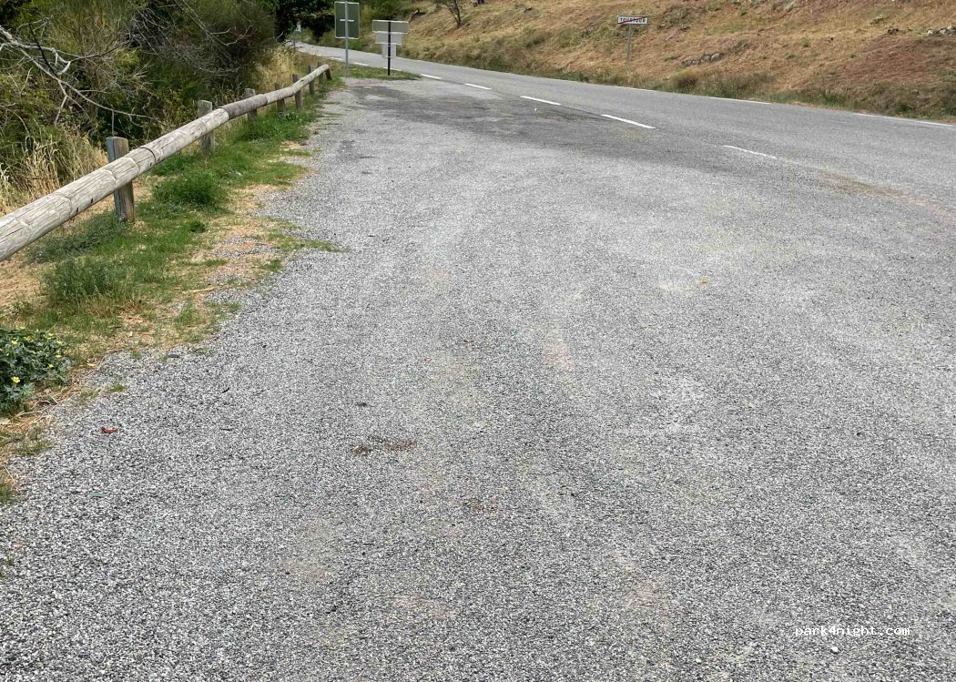 (83690) Tourtour - 2 Carrefour Sainte Anne — foto