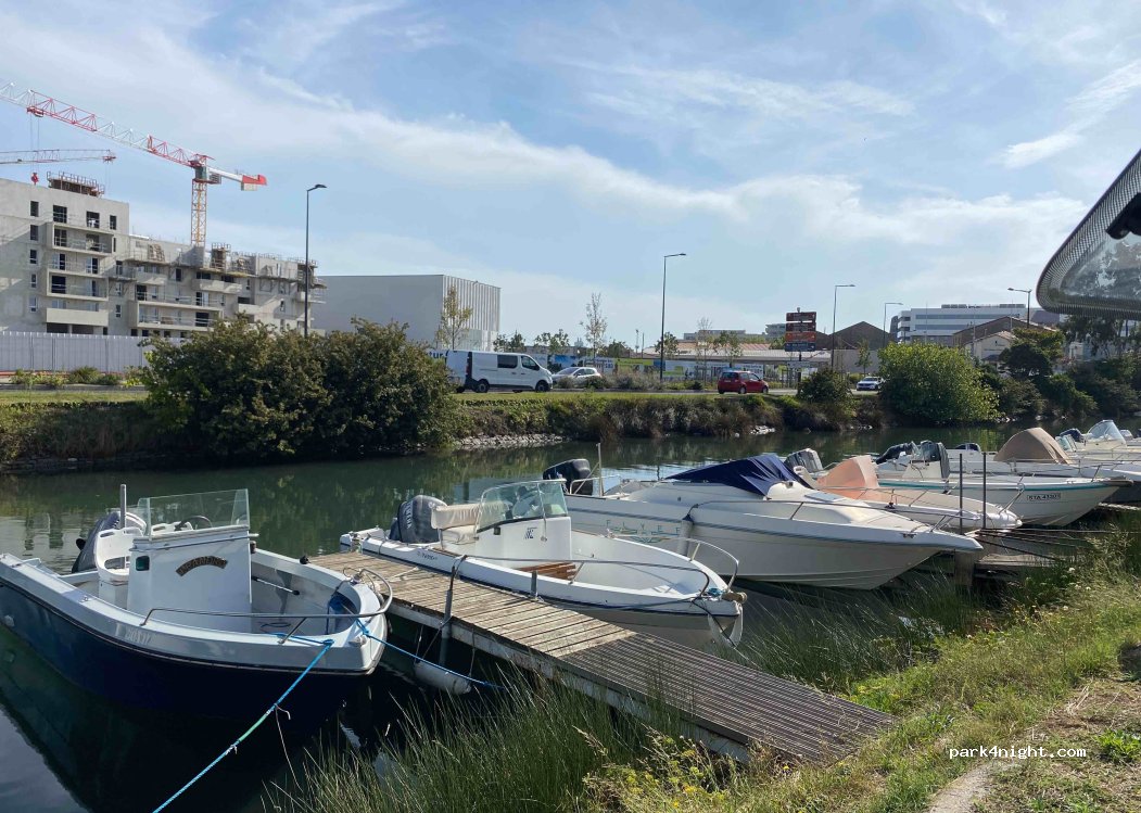 (34200) Sète - 134 Quai des Moulins — foto