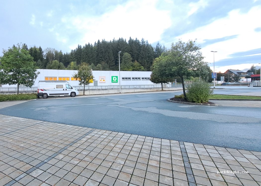 (9620) Hermagor - 27 Gailtal Straße — foto 2