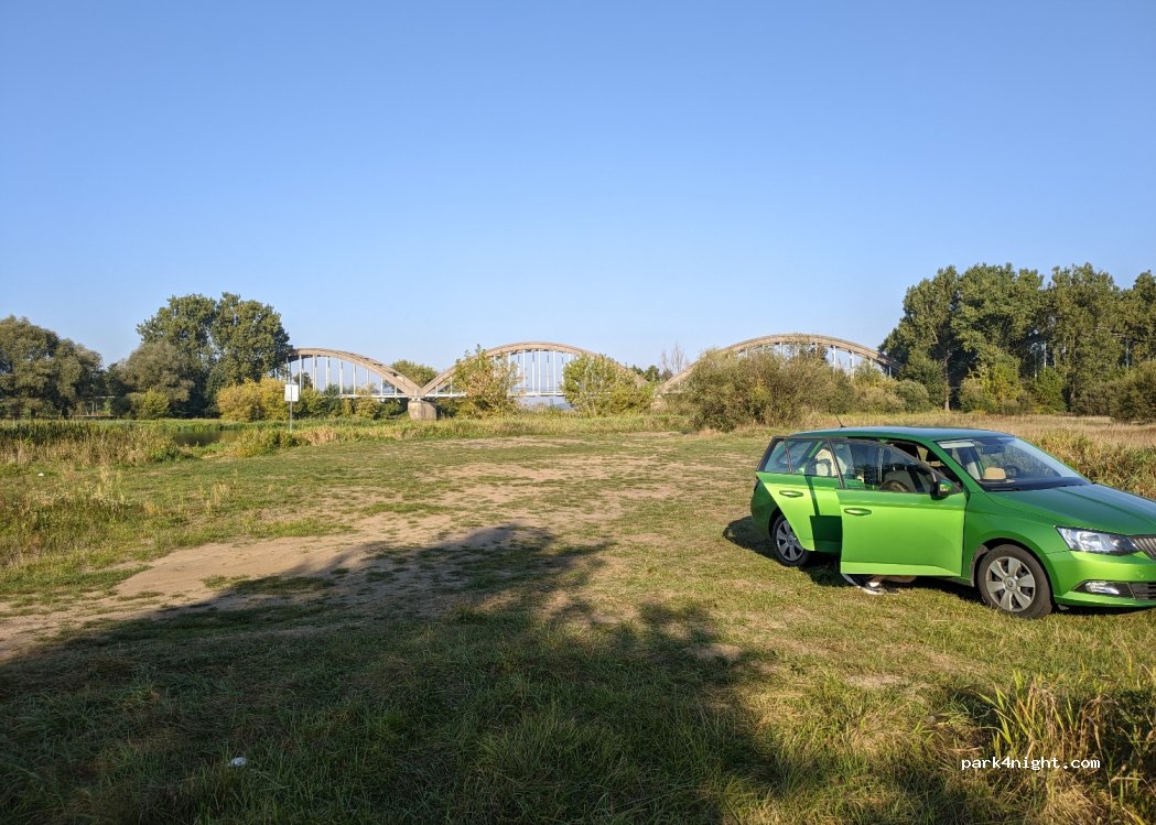(26) Białobrzegi - Unnamed Road — foto