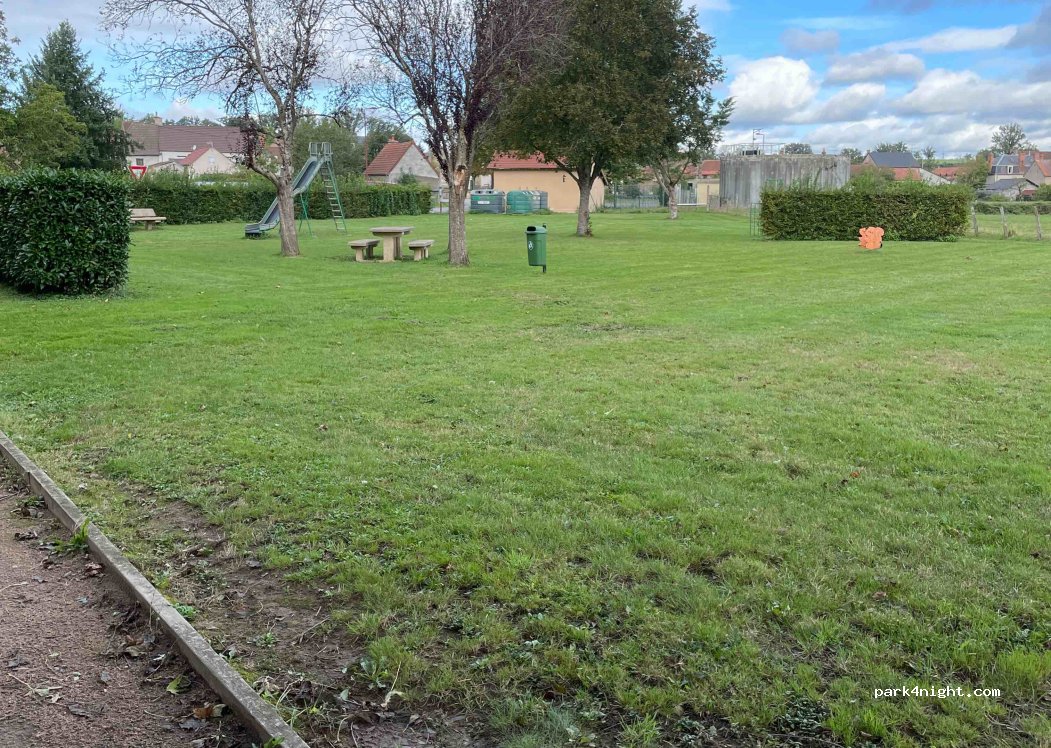 (03220) Vaumas - 6 Rue du Chambon — foto 4