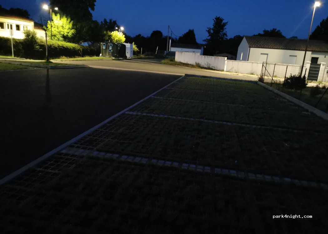 (17100) Bussac-sur-Charente - 139 Route du Val de Charente — foto