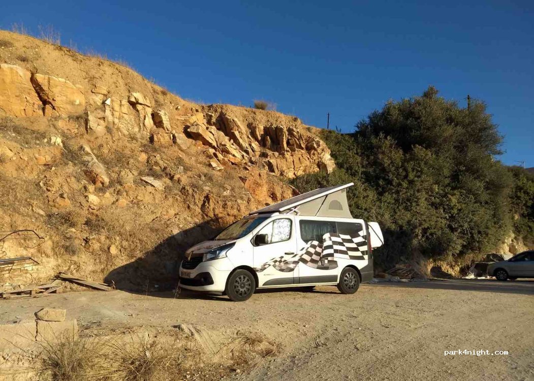(844 00) Lefkes - Eparchiaki Odos Parikias-Piso Livadiou — foto 3