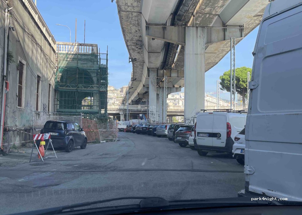 (16126) Genova - 56 Sopraelevata Aldo Moro — foto