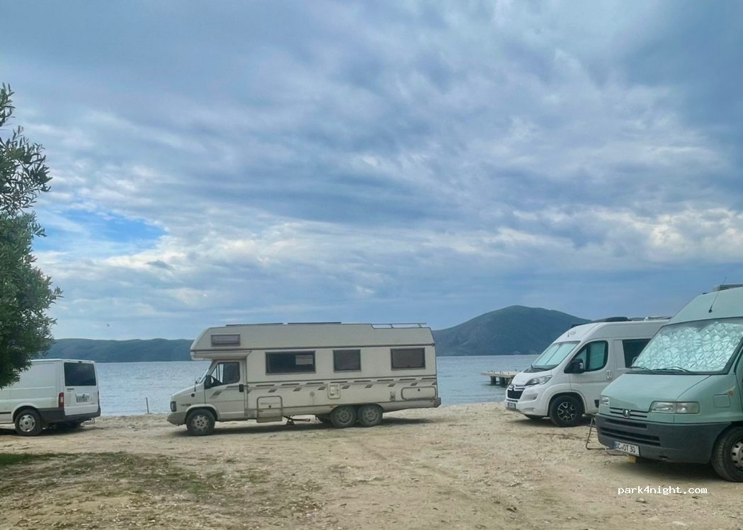 (9400) Radhimë - SH8 — foto 3