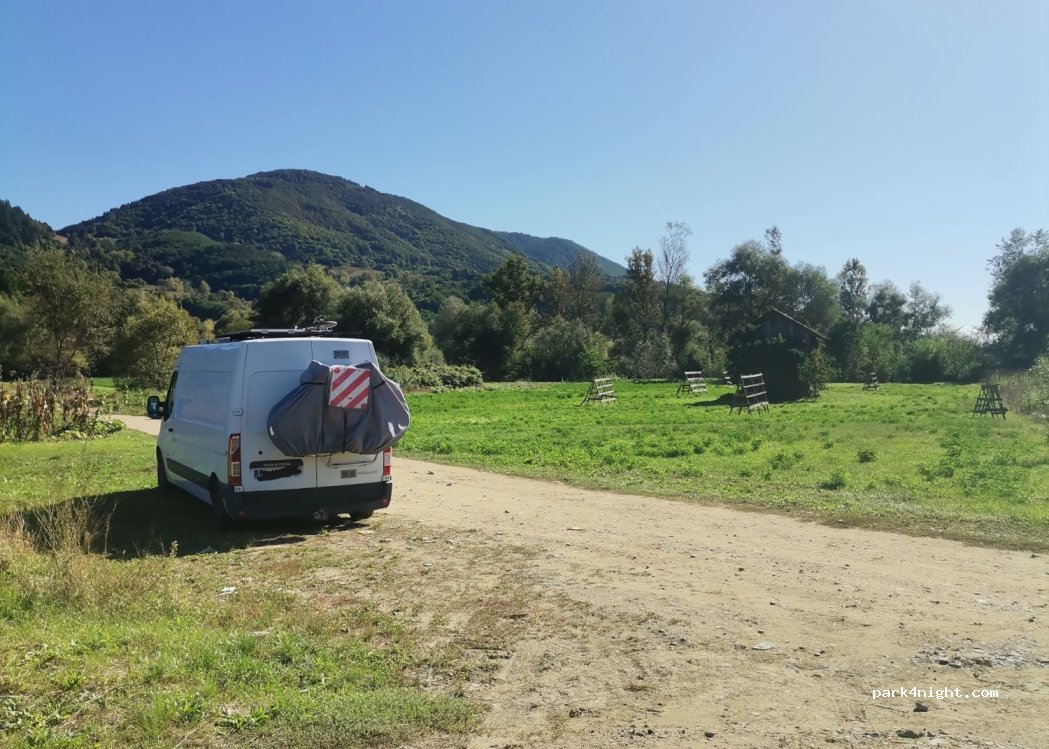 (437037) Oncești - Unnamed road — foto