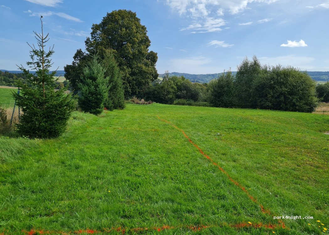 Stellplatz an der Möbelstoffweberei Ewald Reich — foto