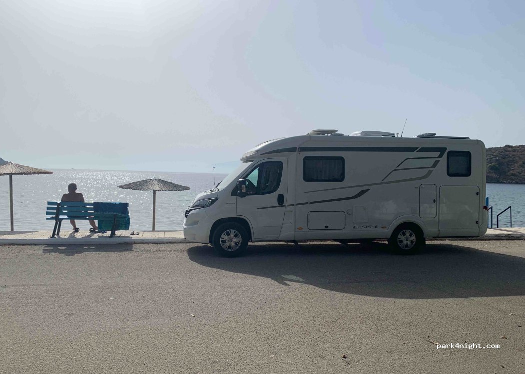 (330 58) Paralia Agion Panton - — foto