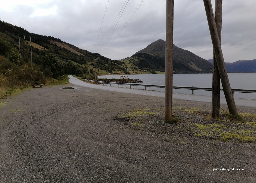 (6160) Ytrehovden - — foto