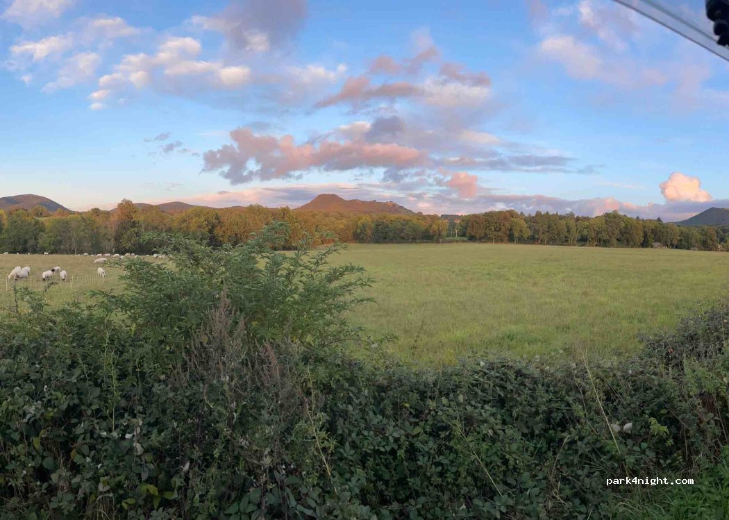 (63230) Saint-Ours - — foto