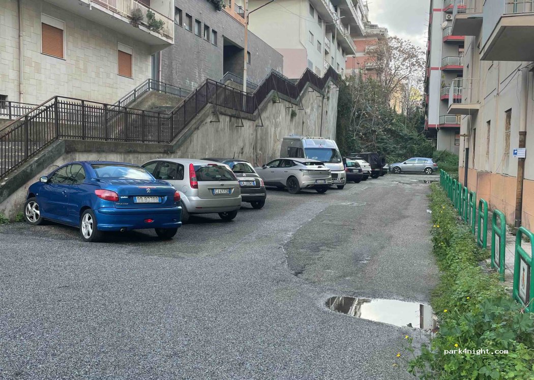 (98121) Messina - 15 Via Gesù e Maria in San Leone — foto 3