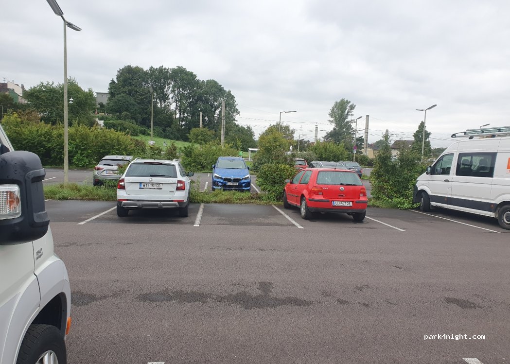 (4030) Linz - 23 Ebelsberger Schloßweg — foto