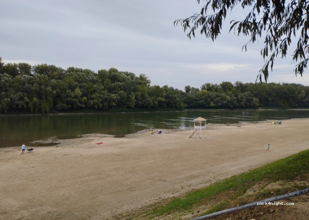 (6640) Csongrád - Baross Gábor rakpart — foto 2