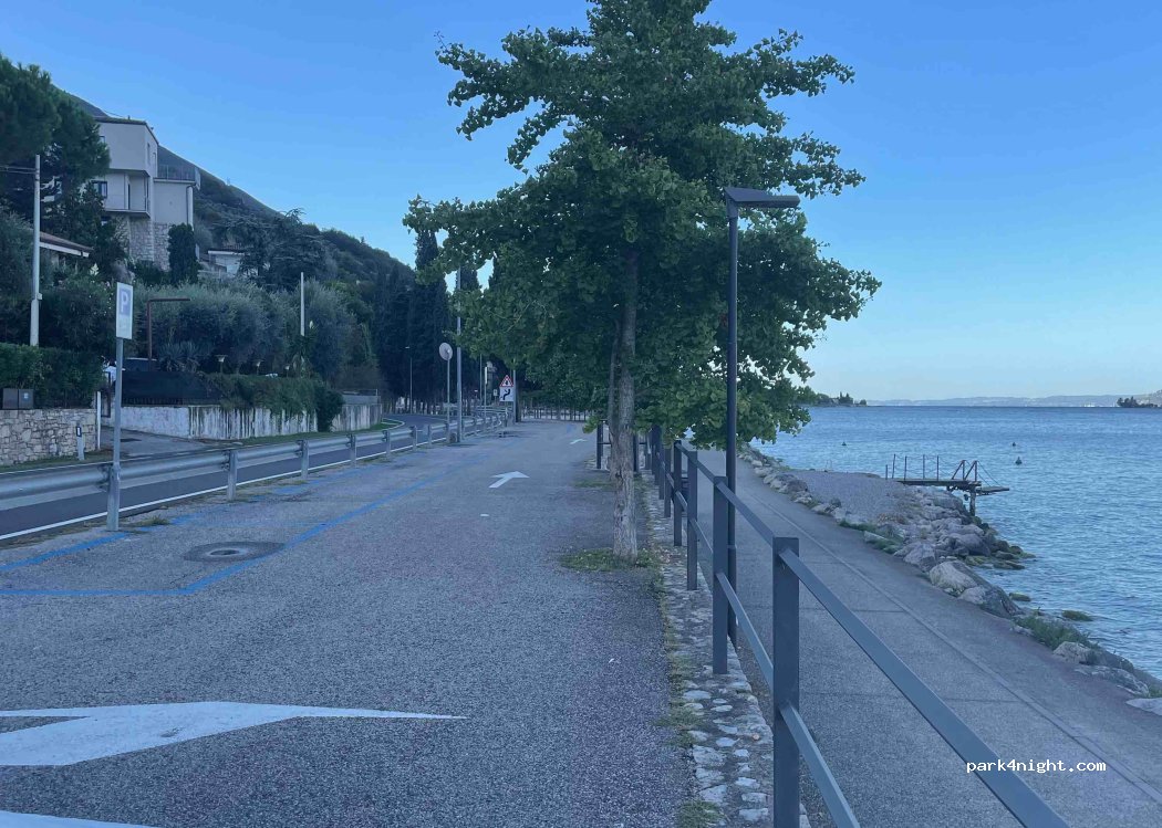 (37018) Malcesine - 98 SR249 — foto