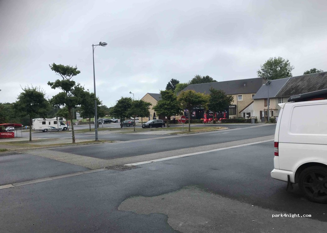 (14710) Saint-Laurent-sur-Mer - 9 Route de Formigny — foto