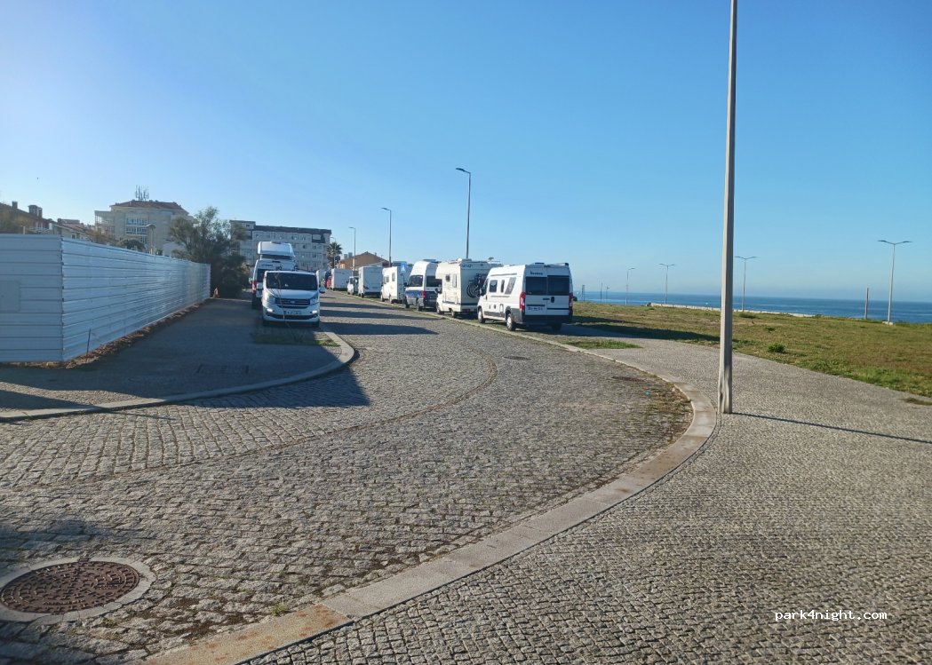 (4400-396) Vila Nova de Gaia - 61 Rua Calisto — foto
