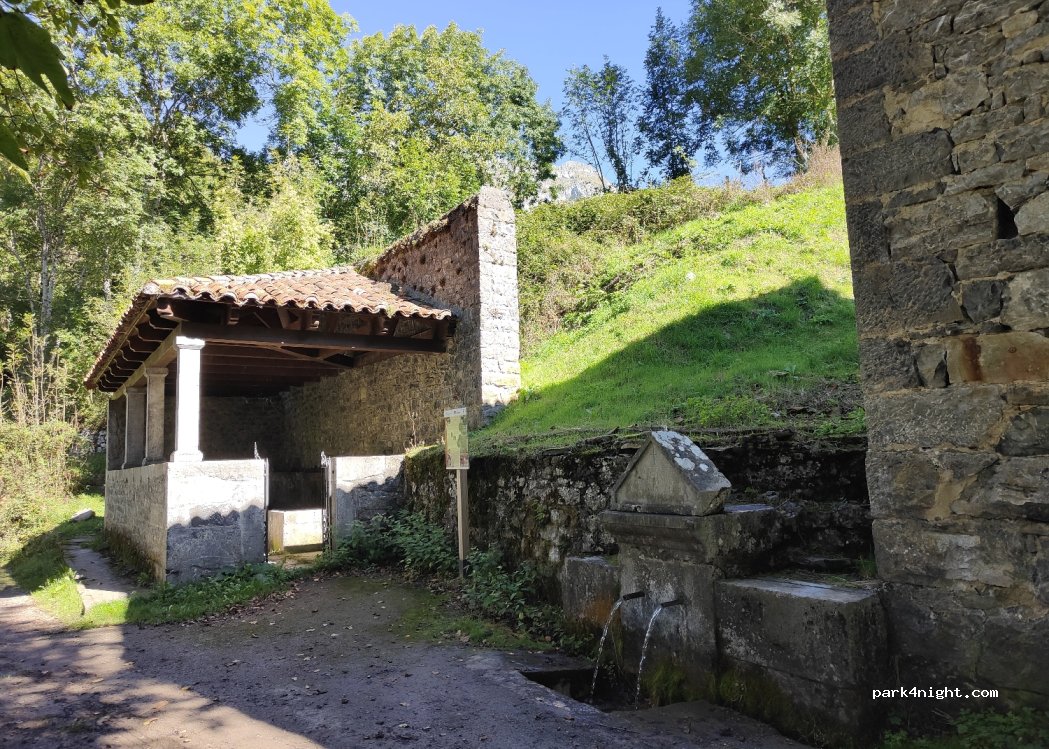 (24916) Oseja de Sajambre - 22 Barrio Valleval — foto