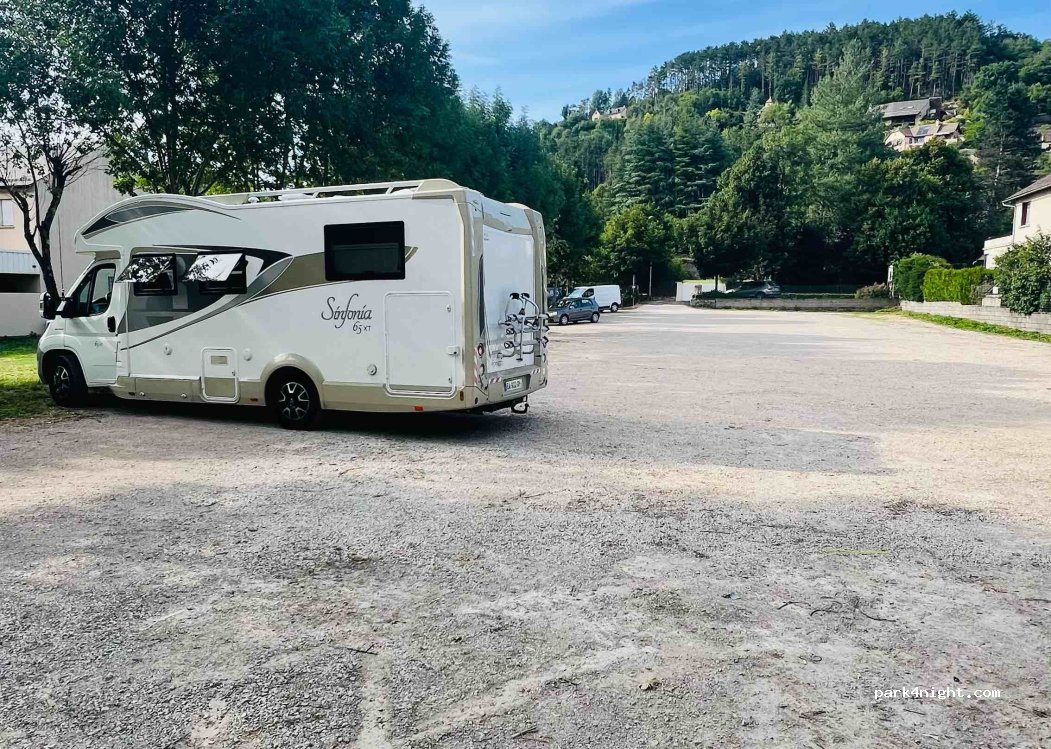(48500) La Canourgue - 15 Avenue du Lot — foto