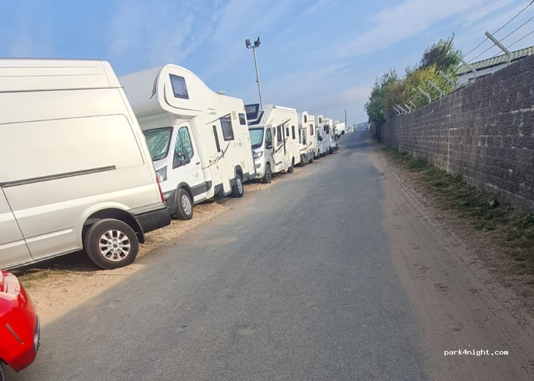 (CF36) Porthcawl - Rhych Avenue — foto 2