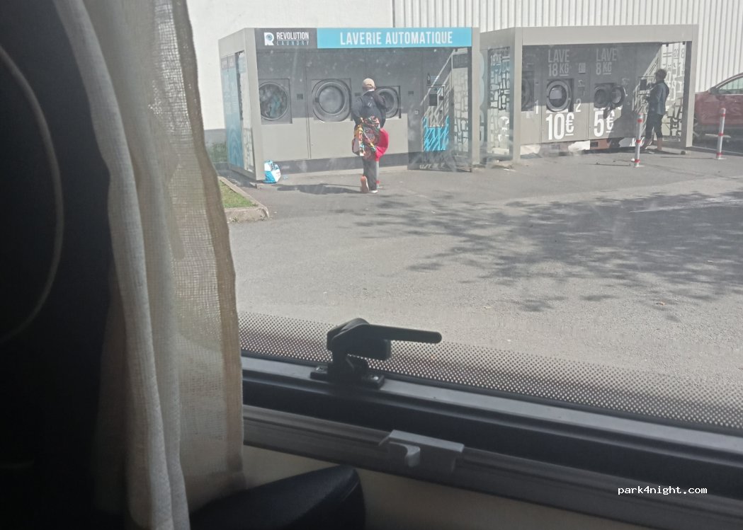 (29000) Quimper - 2 Avenue de Ty Bos — foto