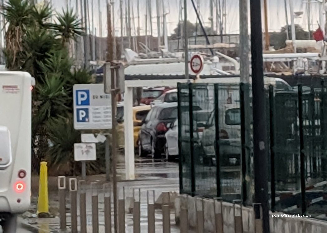 (34200) Sète - 1 Quai Vauban — foto 3