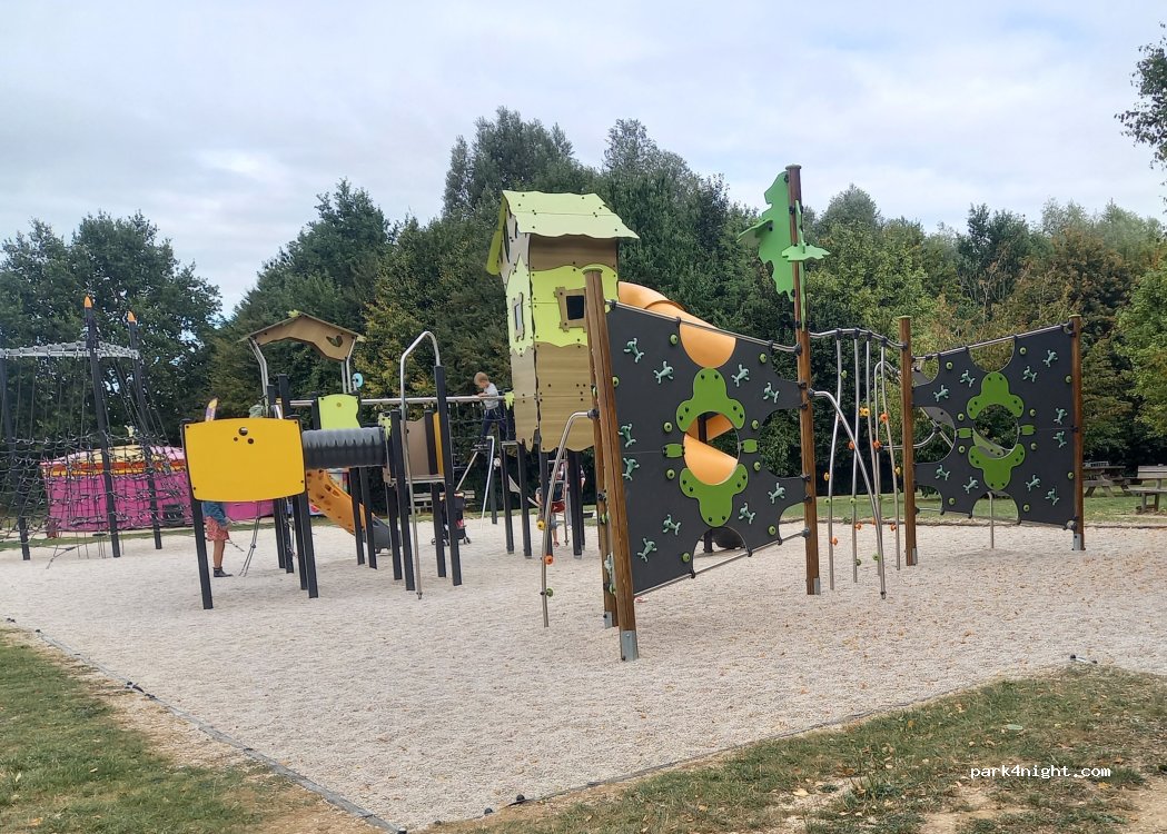 Aire de Camping-Car Caudry — foto 5