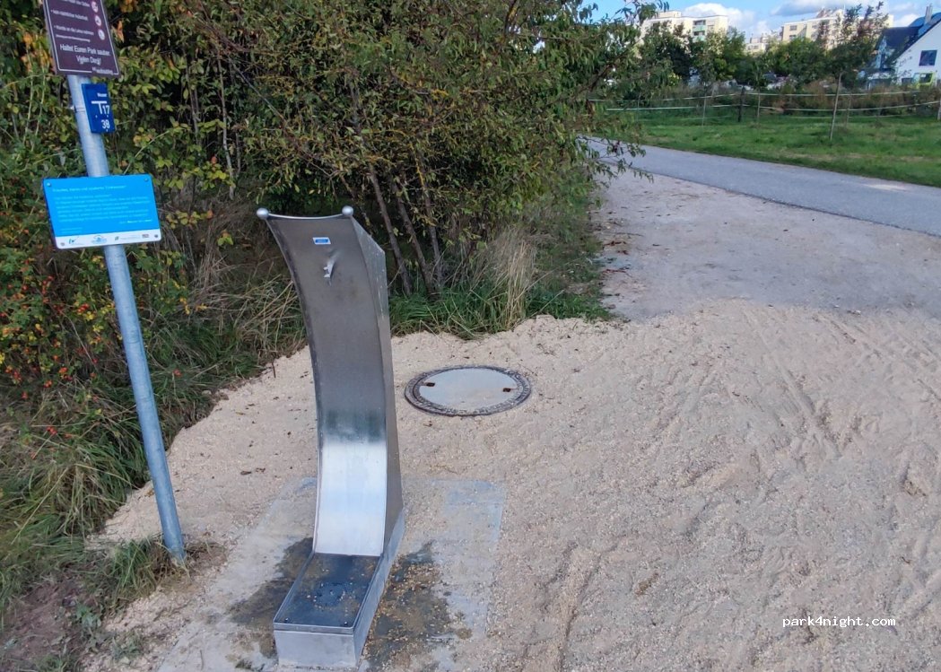 (93073) Neutraubling - 12 An der Reitbahn — foto