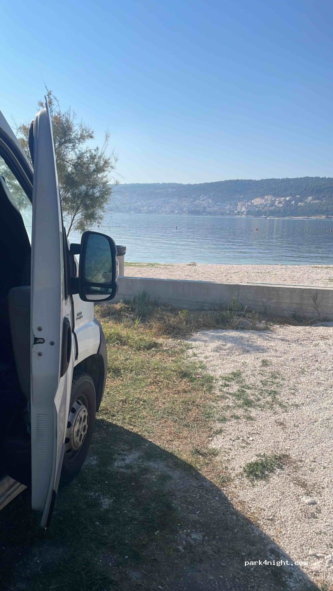 (21220) Trogir - 10 Pantan ulica — foto 2