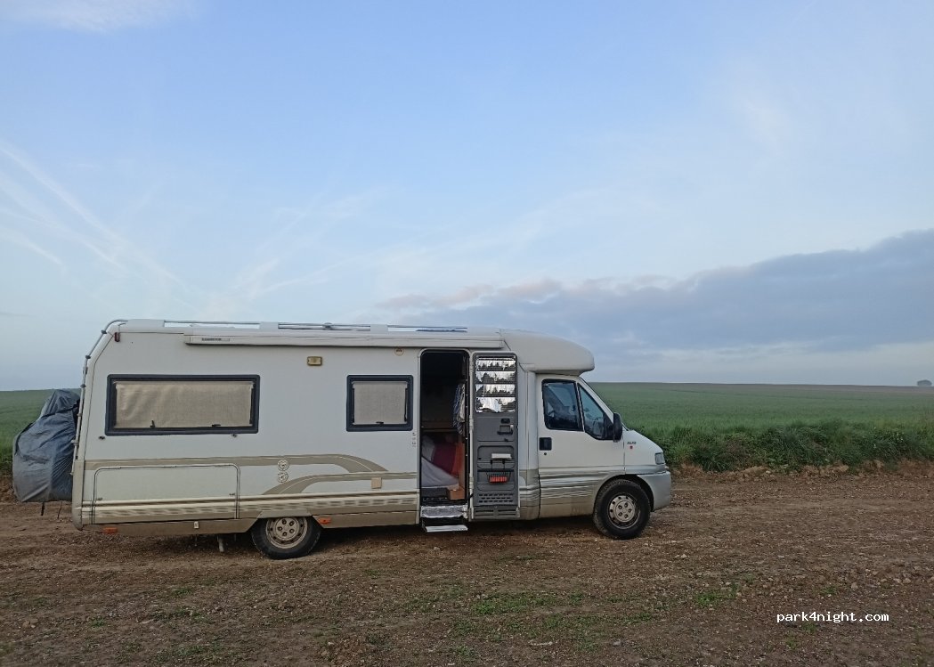 (02350) Grandlup-et-Fay - 4 Ferme de Chantrud — foto 2