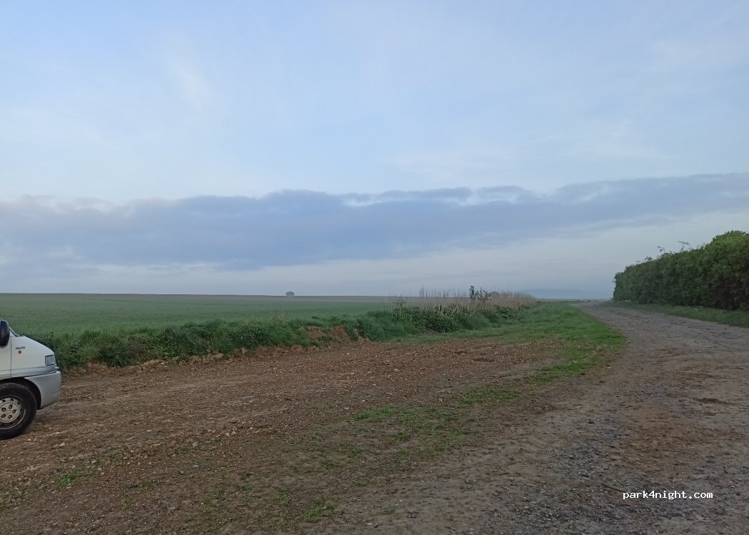 (02350) Grandlup-et-Fay - 4 Ferme de Chantrud — foto 3