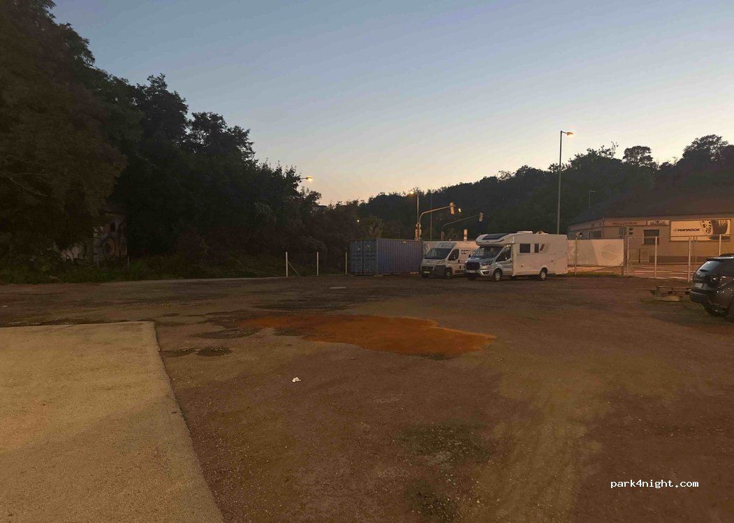 (841 04) Staré Mesto - — foto