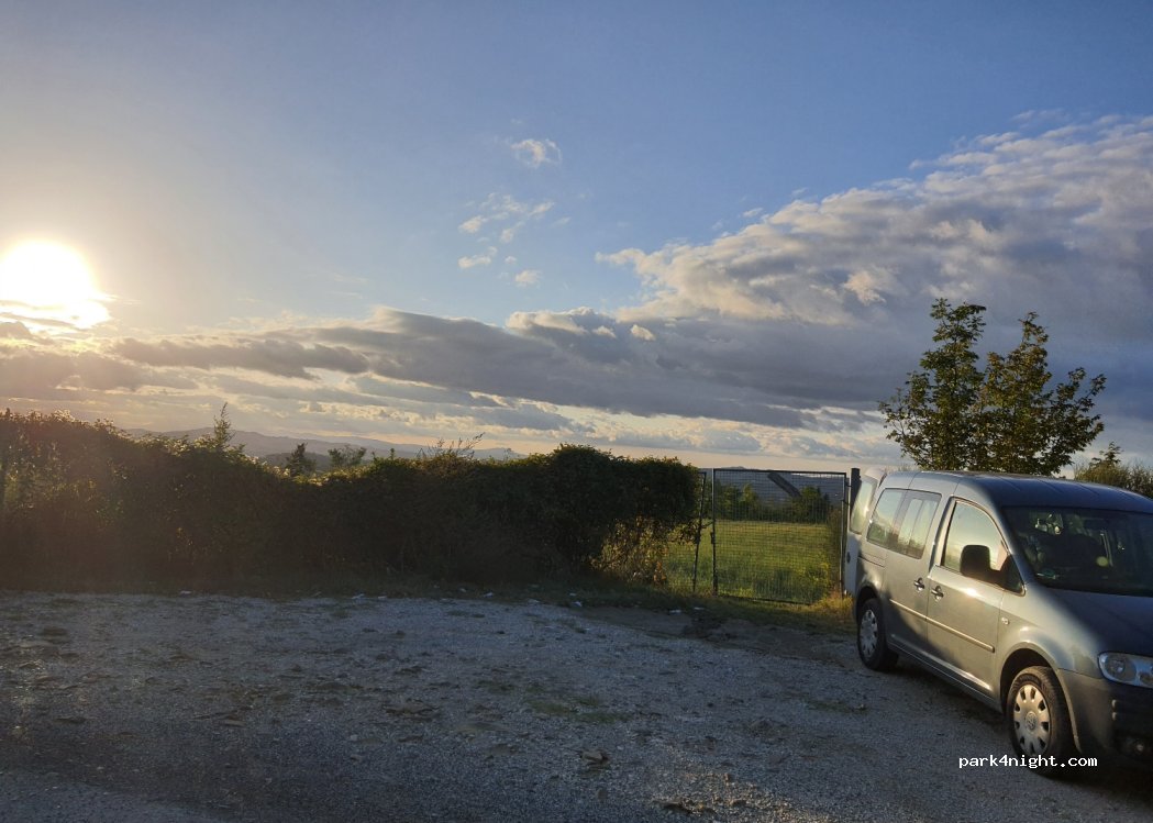 (61032) Rosciano - 64 Strada Comunale di Monte Giove — foto