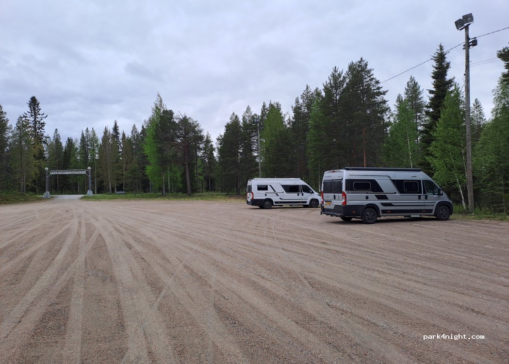 (98900) Salla - 4 Sallatunturintie — foto 2