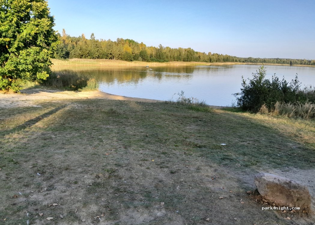 Parkplatz am Harthsee — foto