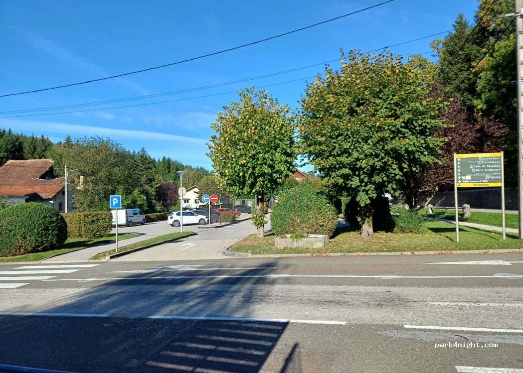 (25120) Maîche - 31 D464 — foto