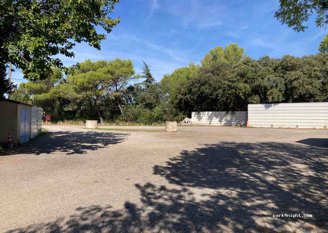 (30260) Vic-le-Fesq - 21 La Nouvelle — foto