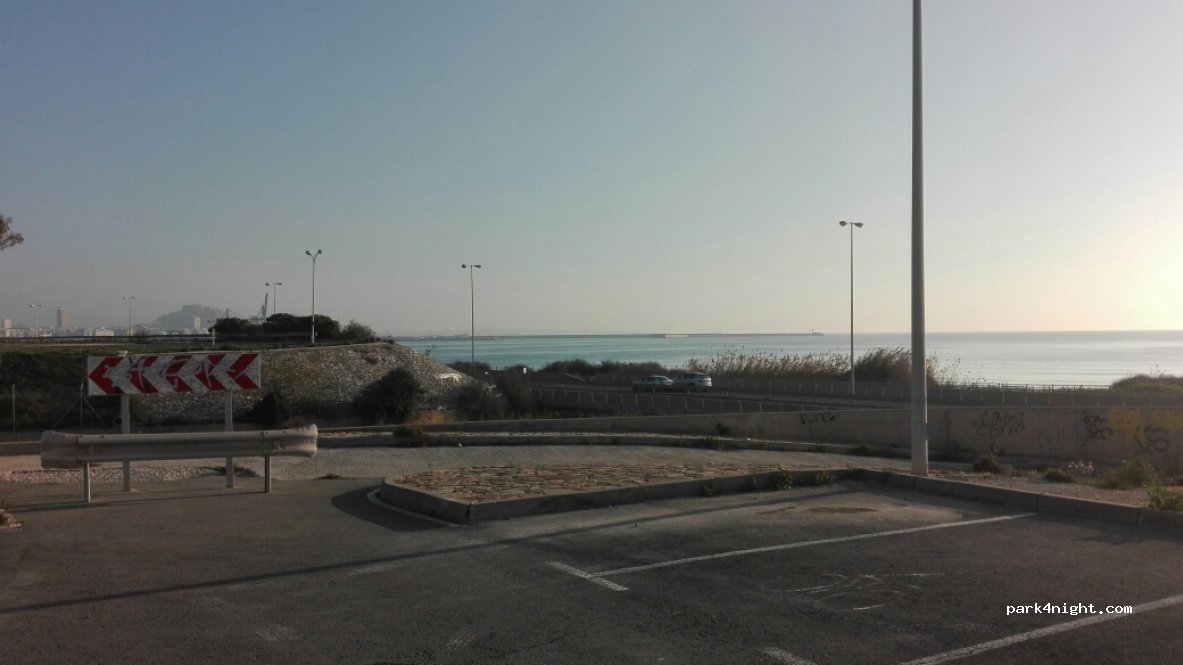 (03008) Alacant - 3 Calle Bélgica — foto 2