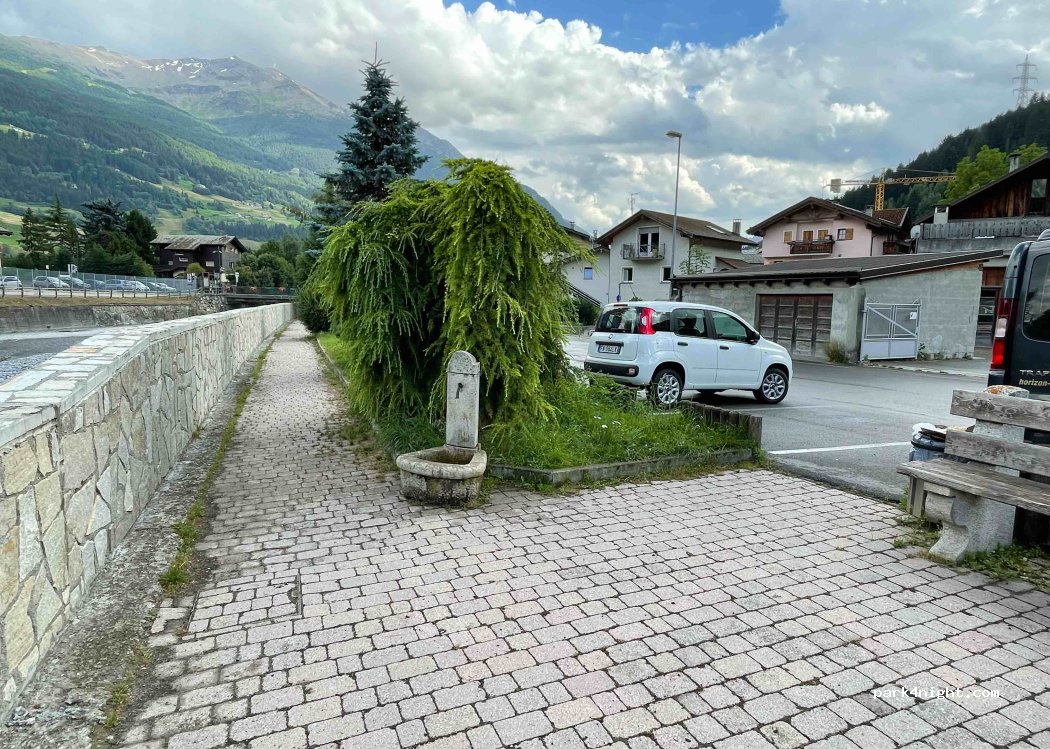 (23030) Santa Lucia - 7 Via Osteglio — foto