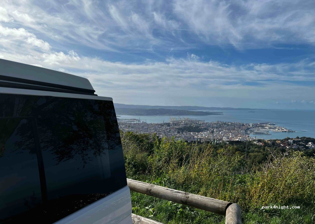 (34151) Trieste - 3215 Via Mantovani — foto 3
