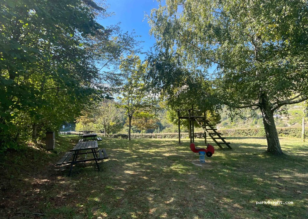 (07190) Saint-Pierreville - D152 — foto