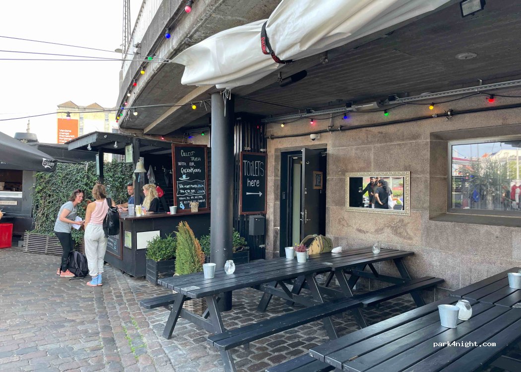 (1221) København - 12 Børskaj — foto