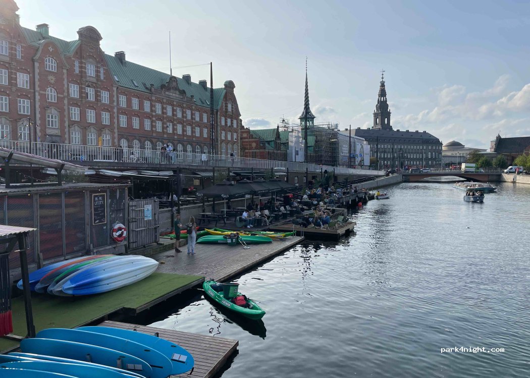(1221) København - 12 Børskaj — foto 2
