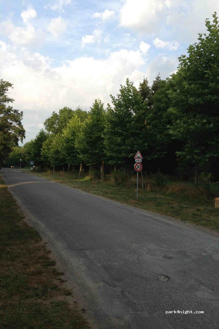 (16100) Cognac - Allée Basse du Parc — foto 2
